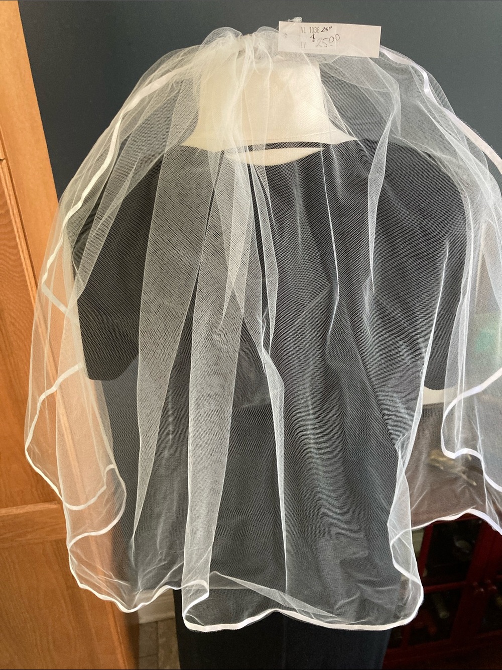 Trio of Shoulder length Veils with assorted trim 1 x Ivory 16” or 2 x 25” white